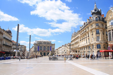 Obraz premium Comedy square in Montpellier, its opera and the three graces fountain, France