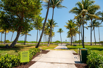 Miami Beach Lummus Park Ocean Drive shut down to stop spread of Coronavirus Covid 19