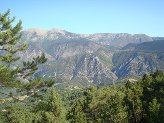Fototapeta na wymiar Paisaje del Pirineo catalan