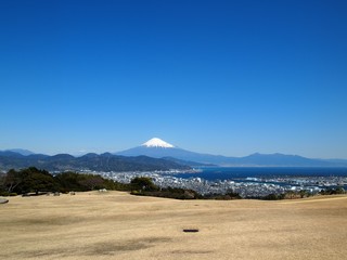 〈静岡〉富士山と清水港（Mt.fuji from shizuoka)