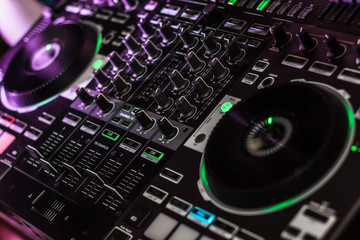 Professional Roland DJ Equipment Mixer & Jogwheels with faders & knobs