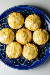 Lemon muffins with lemon glaze