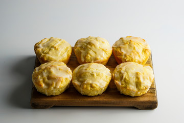 Lemon muffins with lemon glaze