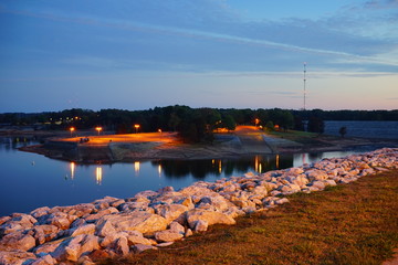 Beautiful Sardis Lake and dam 