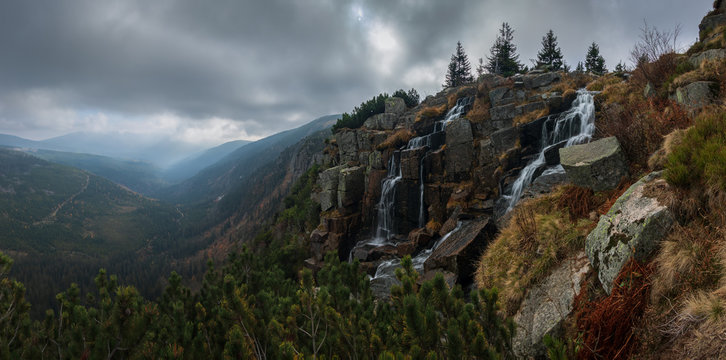 Pancava waterfall in autumn, Giant Mountains, Krkono&scaron;e, Czech Republic.