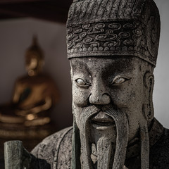 Fototapeta na wymiar Thai war stone sculpture