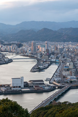 五台山の展望台から見る高知市街の風景
