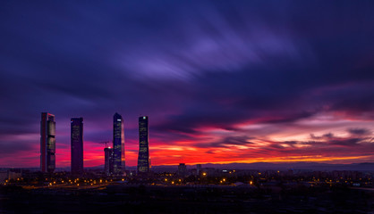 4 Torres Madrid Atardecer