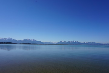 Fototapeta premium Clear view of lake Chiemsee