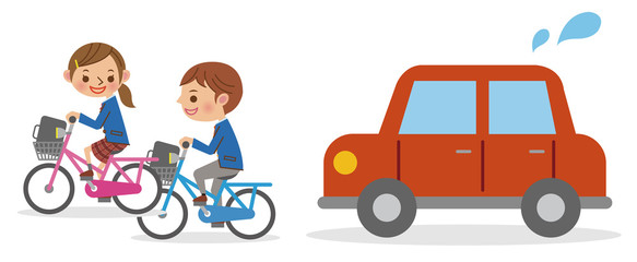 自転車で並走する男女学生と迷惑する自動車