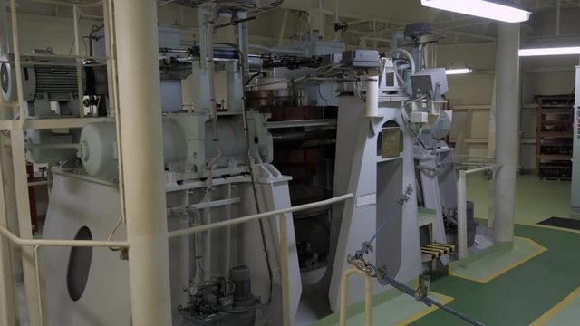 Steering gear of ship