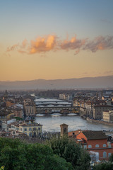 Fototapeta na wymiar Overlooking Florence Italy from Piazzale Michelangelo
