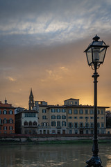 Naklejka premium The Arno River in Florence Italy