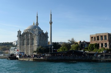 Fototapeta na wymiar View of Ortakoy Mosque from the Bosphorus, Istanbul
