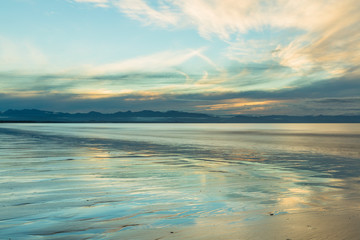 ニュージーランド　ネルソンの夕暮れのタフナヌイ・ビーチ