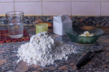 ingredients to prepare fried cakes