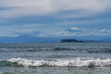 江ノ島と富士山