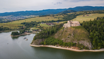 Lake Czorsztynskie Czorsztyn Niedzica Castle Dam Podhale Pieniny Tatry Zakopane