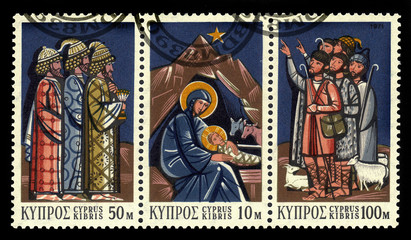 Triptych with biblical scenes : virgin and the child, the three wise men, shepherds, series Christmas