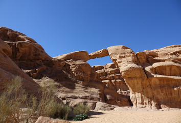 Um Fruth, une arche très courtisée dans le Wadi Rum en Jordanie