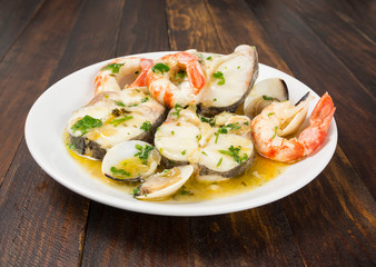 Merluza en salsa verde