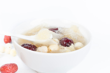 White Fungus Soup with Lotus Seeds