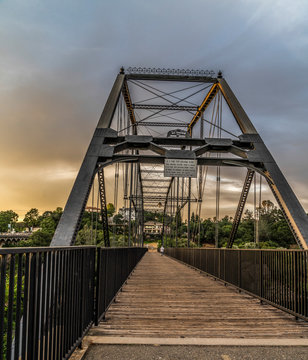 FOLSOM HISTORIC TRUSS BRIDGE