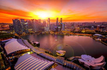 Fototapeta na wymiar Singapore cityscape at sunset 