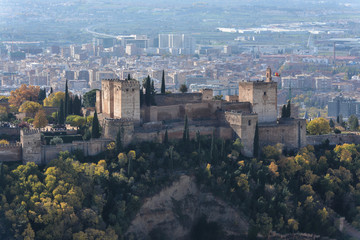 Fototapeta premium Walking in the autumn of Granada.