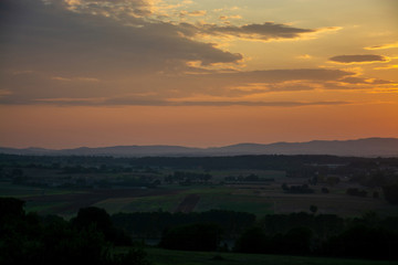 Sonnenaufgang über der Toskana, Italien