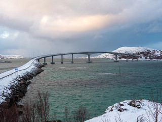 Brücke nach Sommaroy, Troms og Finnmark, Norwegen