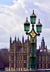 Fototapeta na wymiar Parliament buildings and old fashioned street lamp