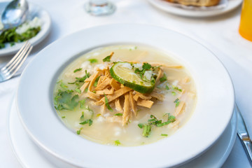 Sopa de Lima, comida yucateca, comida mexicana