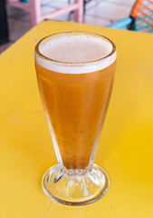 Vaso de agua de tamarindo