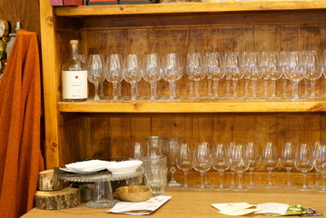 Open rack with wine glasses