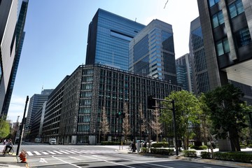 東京丸の内ビジネス街