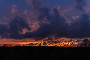 Fototapeta na wymiar sunset with dramatic clouds