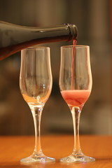 home gatherings with wine during coronavirus