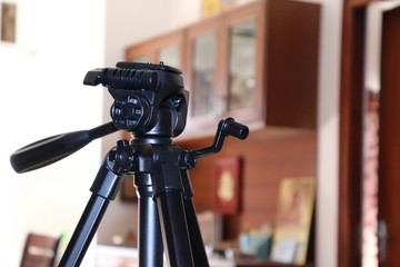 tripod stand