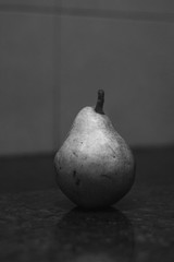Naklejka na ściany i meble black and white pear