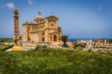Fototapeta na wymiar The chruch in Gozo island
