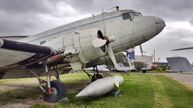 Douglas DC-3 C-47 Dakota