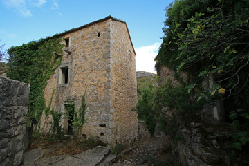 Fototapeta na wymiar Malo Grablje, Little Grablje, ghost village, abandoned village on Hvar island, Croatia