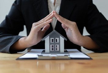 Home sales agents and home insurance are protecting and protecting residents with a strict policy...