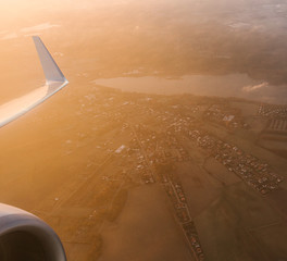 Widok z samolotu na Jezioro Lusowskie