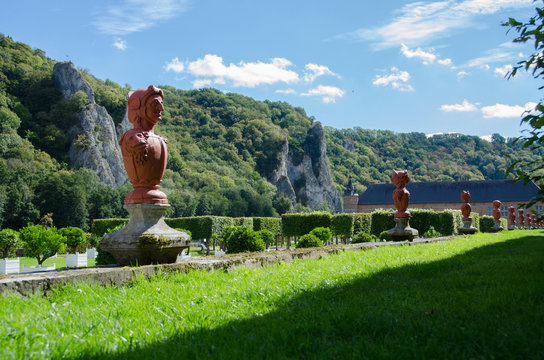 jardins du chateau de Freyr (Hasti&egrave;re, Namur, Belgique)