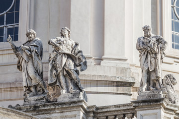 Fototapeta na wymiar Rome. sculptures on the Church of Santa Maria di Loreto