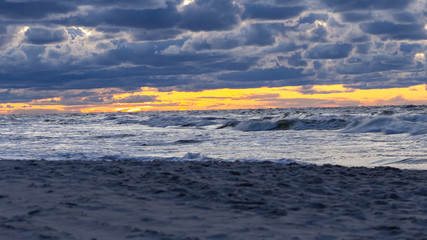Morze Bałtyckie po zachodzie słońca 