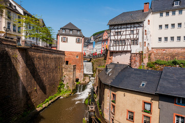 Saarburg, Stadt, Altstadt, Altstadthäuser, Mühle, Leuckbach, Leukmündung, Wasserfall, Weinstadt,...