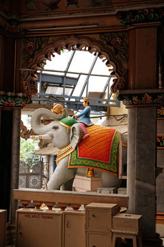 Babu Amichand Panalal Adishwarji Jain temple, Mumbai